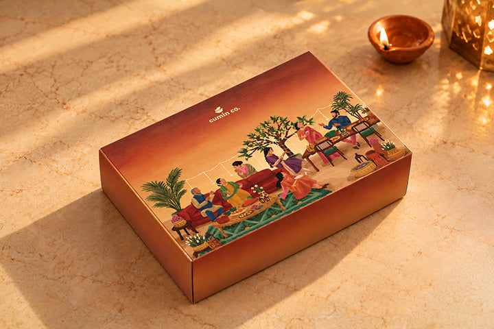 Festive Gift Box (20 cm)