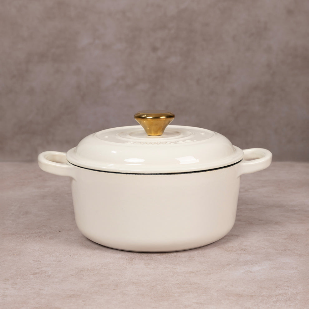 No. 8 Enamel Coated Dutch Oven