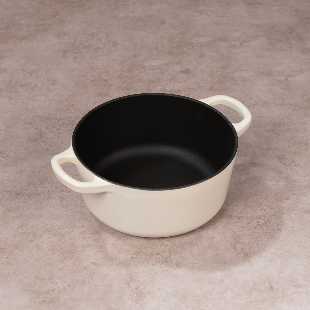 No. 8 Enamel Coated Dutch Oven