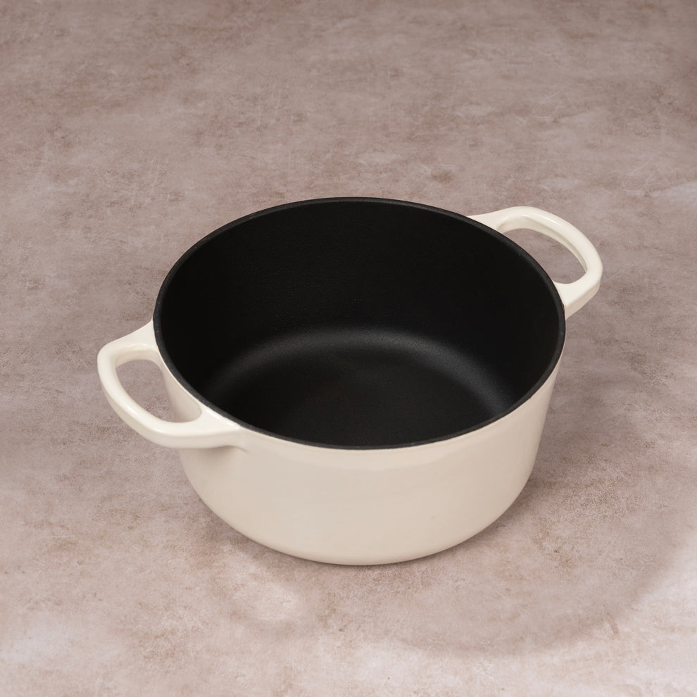No. 9 Enamel Coated Cast Iron Dutch Oven