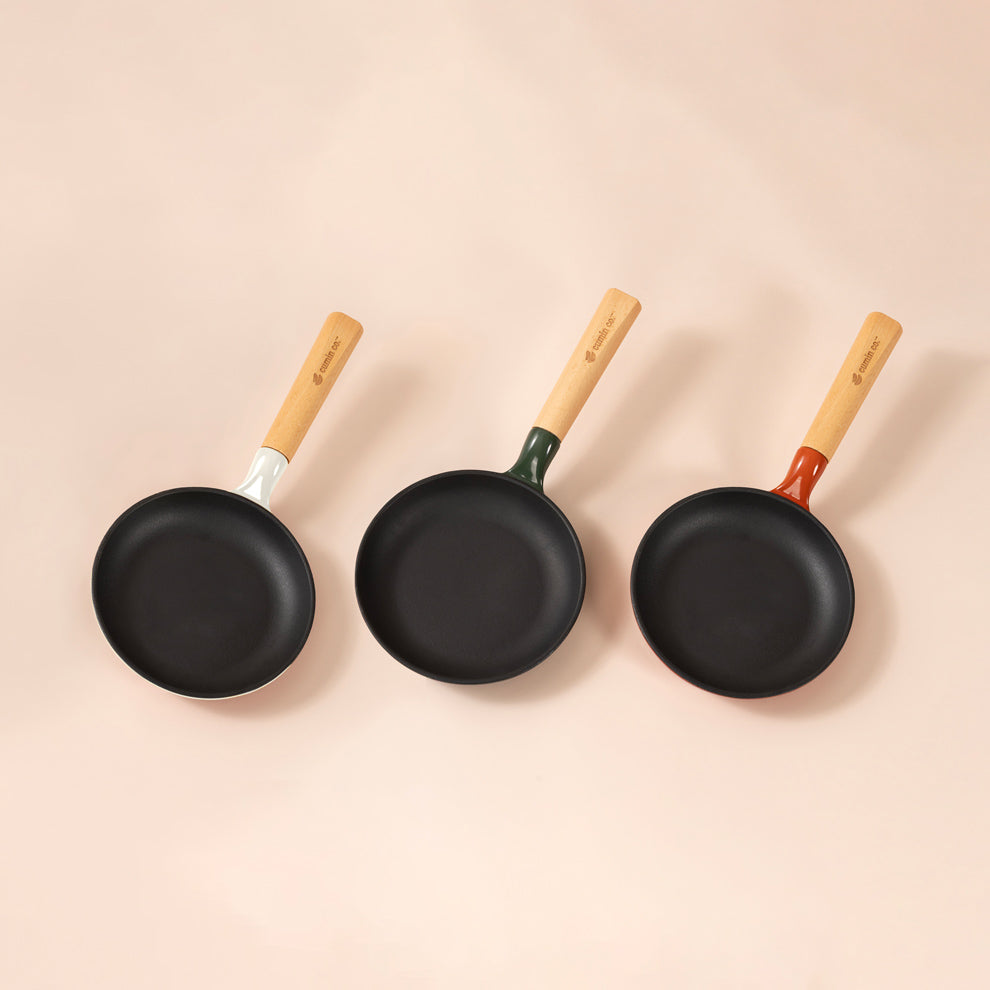 No. 6 Enamel Coated Cast Iron Pan
