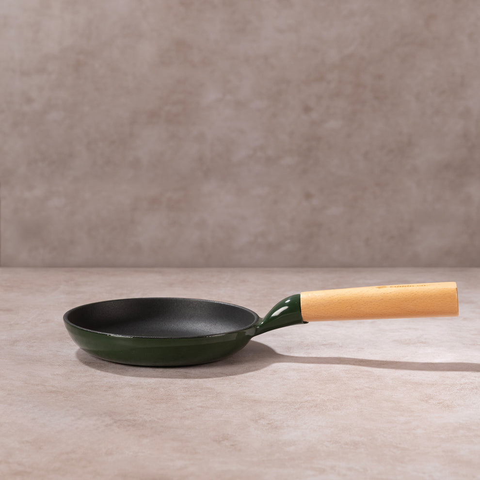 No. 6 Enamel Coated Cast Iron Pan