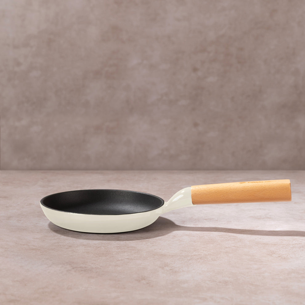 No. 6 Enamel Coated Cast Iron Pan