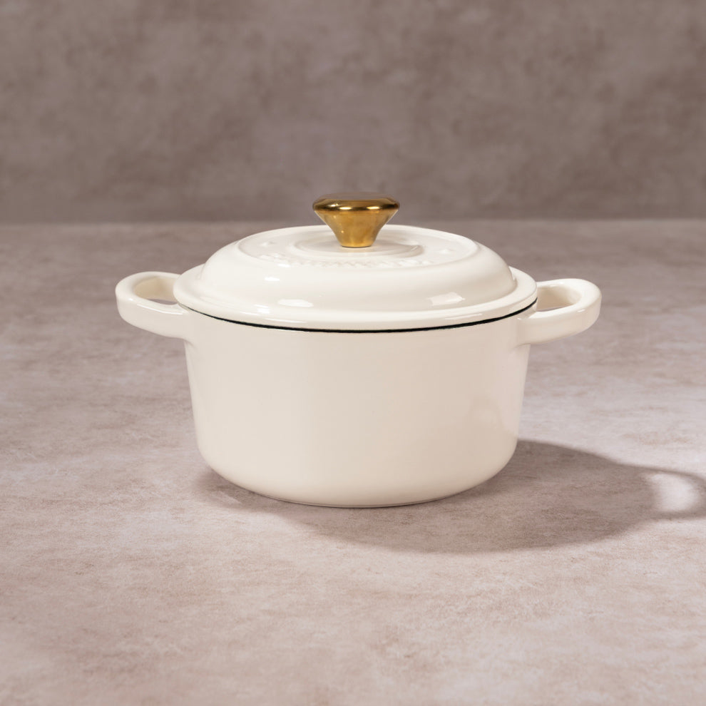 No. 6 Enamel Coated Dutch Oven