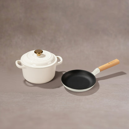 No. 6 Enamel Cast Iron Set