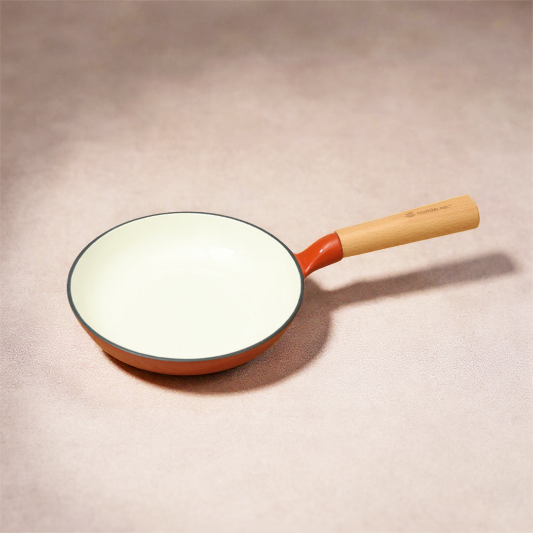 No. 8 Enamel Cast Iron Pan