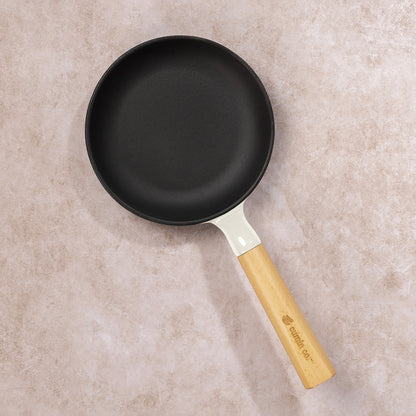 No. 6 Enamel Coated Cast Iron Pan
